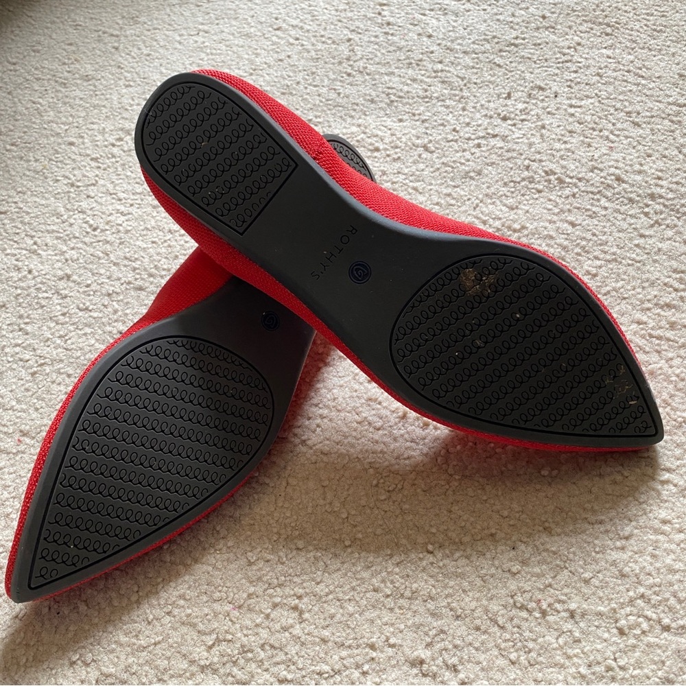 Rothy’s Red Pointed Flat - Picture 4 of 4